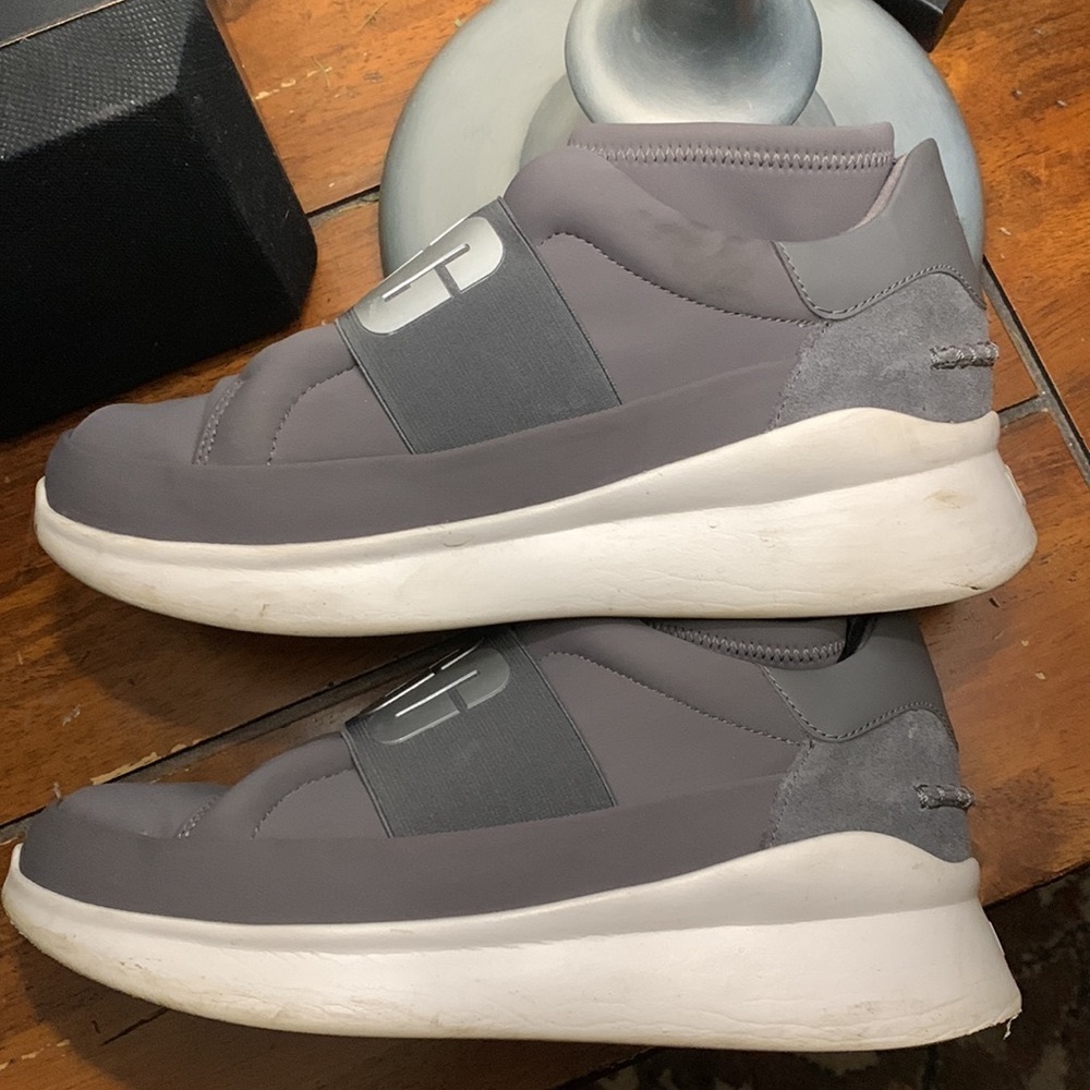 UGG Neutra Platform Sneaker Charcoal